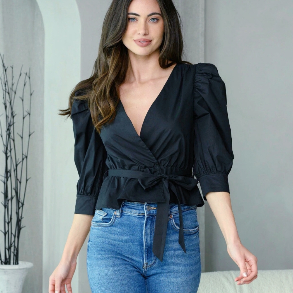 LAST ONE❗️HYFVE Sophisticated Chic Black Surplice Wrap Top - Picture 3 of 5